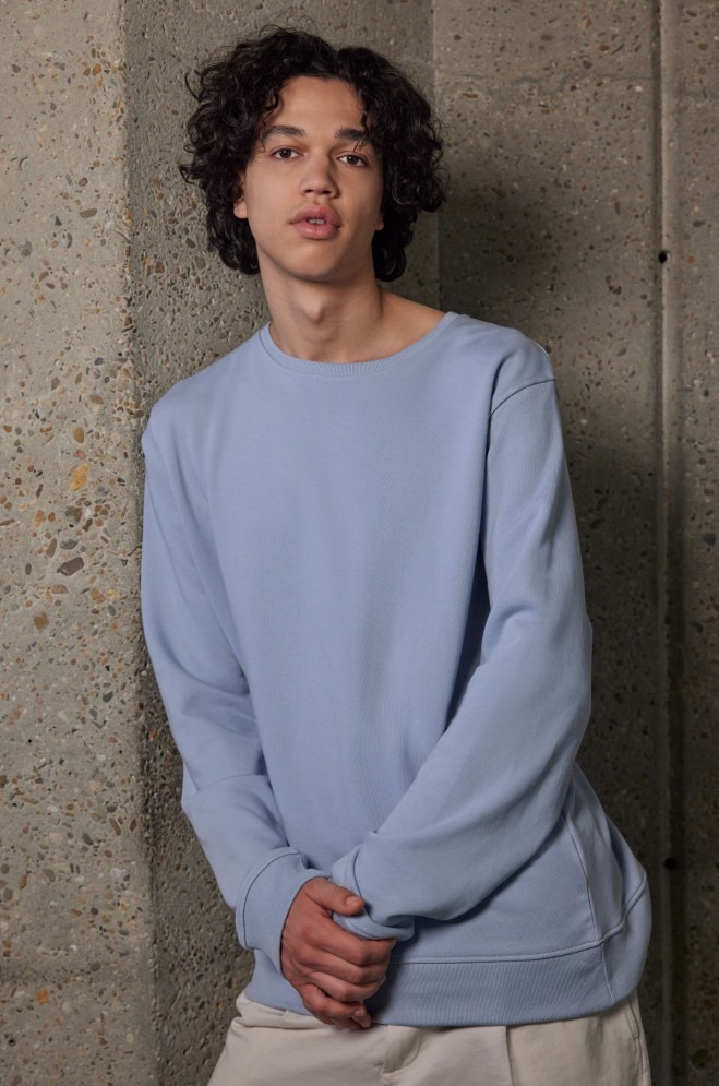 b&c inspire crew neck