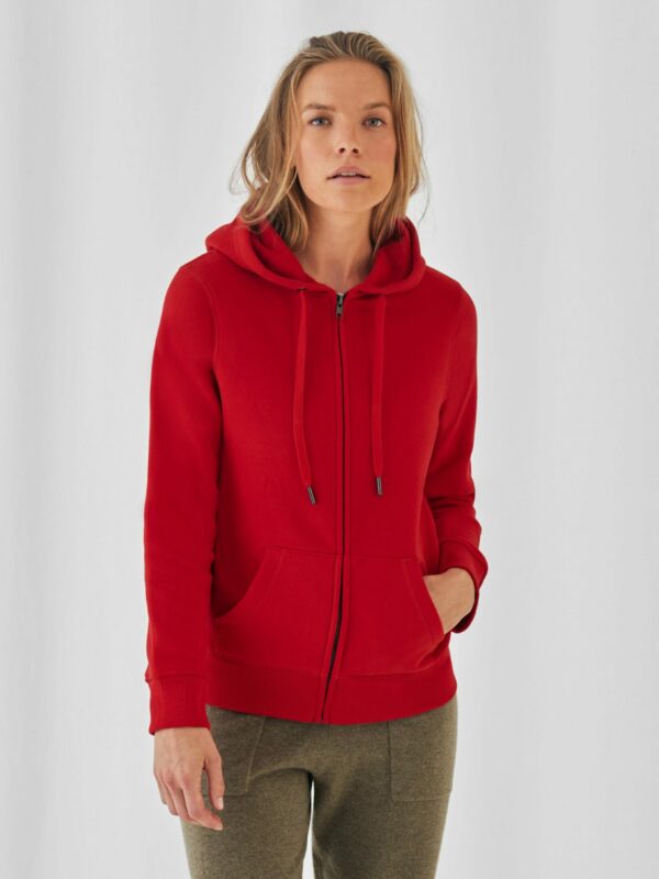 b&c queen zipped hood